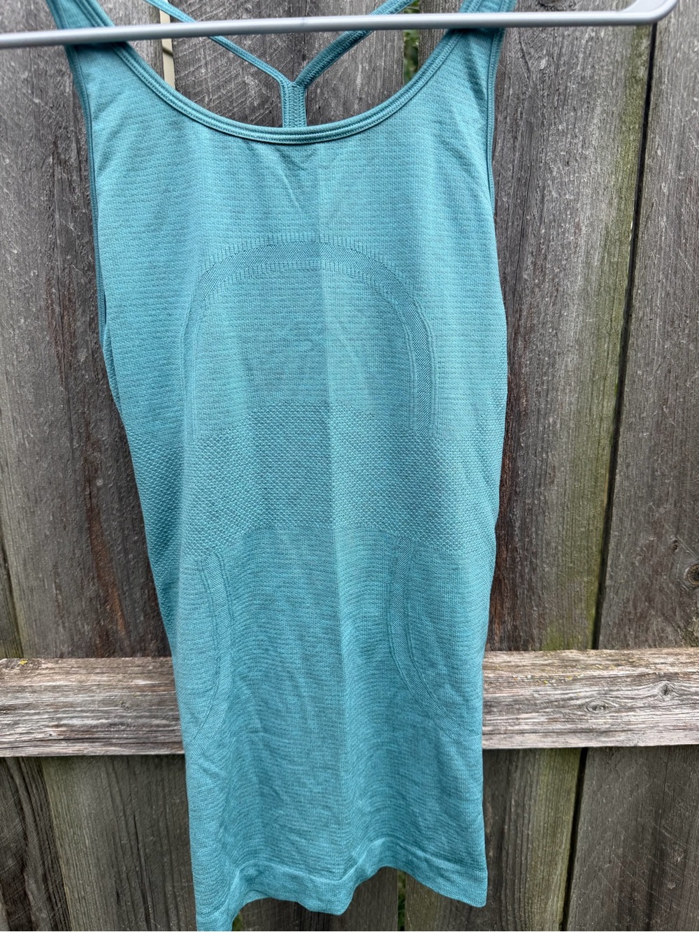 Lululemon Swiftly Tech Strappy Tank
Size 4